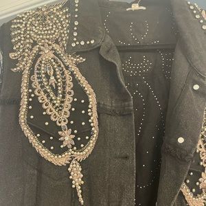 POL black jean vest never worn